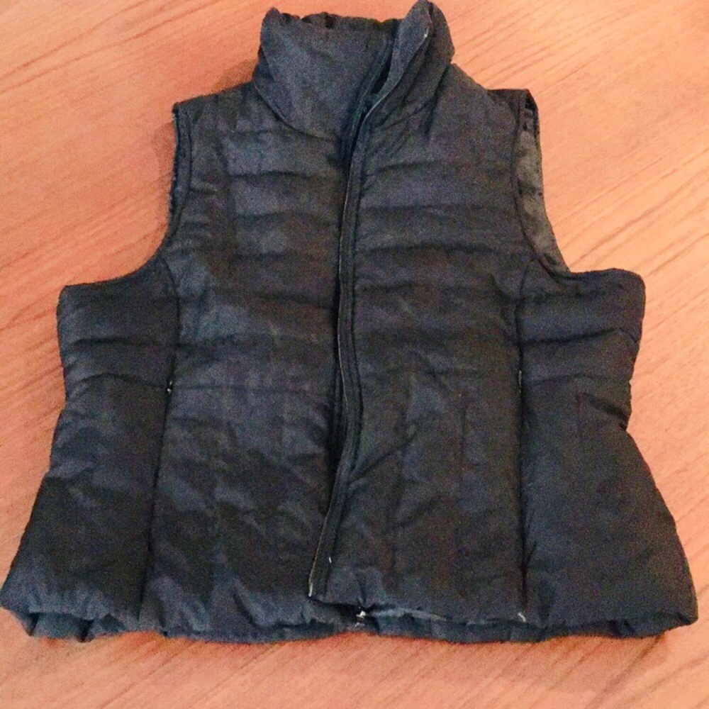 Kenneth Cole reaction down vest XL